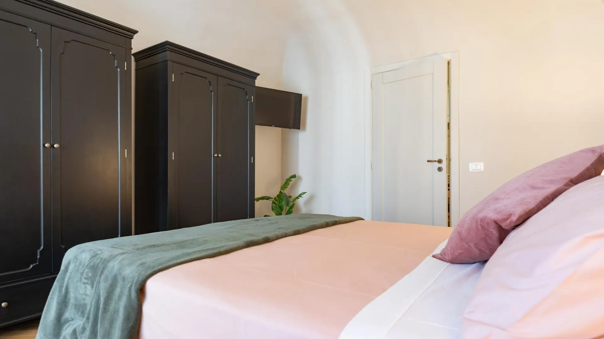 Mirone - Suite Apartments Catania Centro Italië
