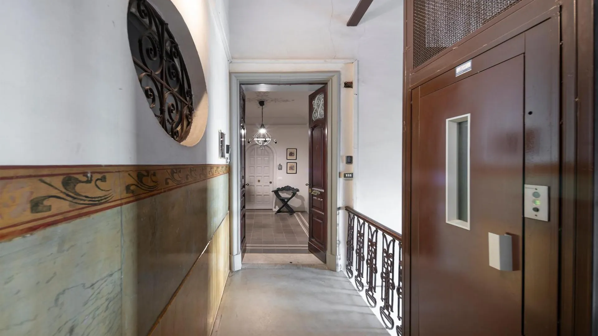 Mirone - Suite Apartments Catania Centro 0*,  Italië
